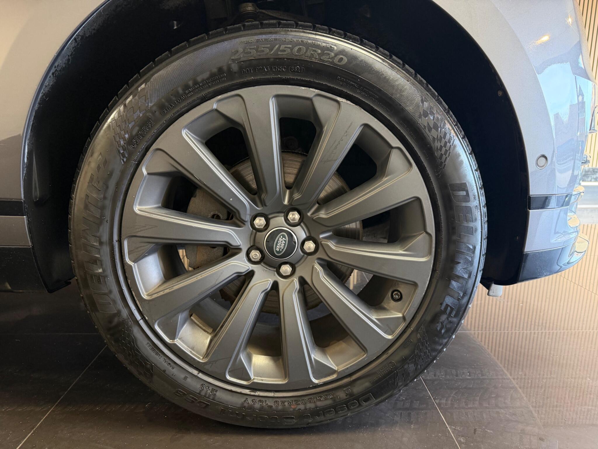 Land Rover Range Rover Velar